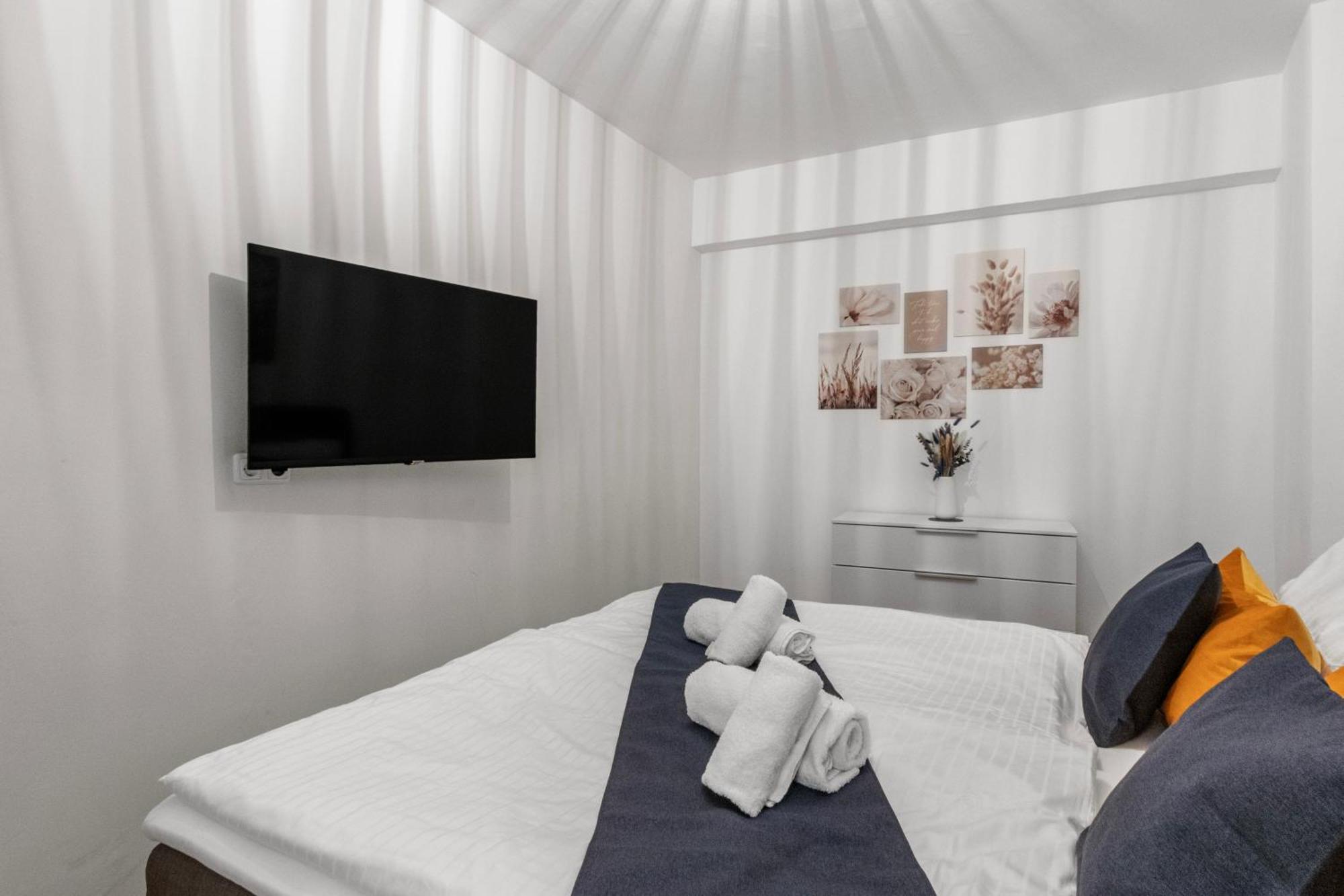 Altstadt - Exklusive 3-Zi-Wohnung Mit 90 Qm Und Grossem Balkon Norimberga Esterno foto